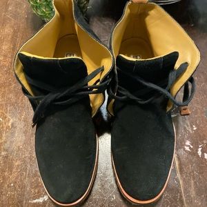 Bernardo Soft Suede Leather Ankle Booties Size 8.5